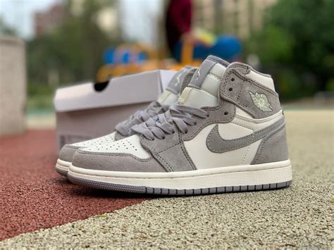 nike air jordan 1 high grijs|jordan 1 high dames.